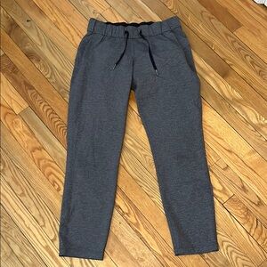 Lululemon On The Fly Pant 28" Size 6
